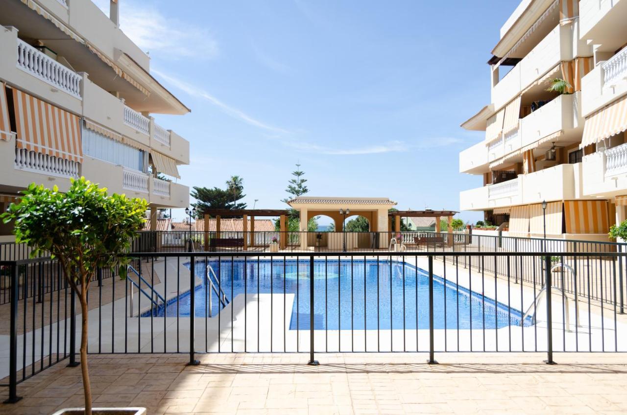 Wintowinrentals Pool, Sunny Side & Free Parking. 托雷德本纳贾尔邦 外观 照片